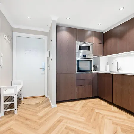 Modern In Centre Lejlighed